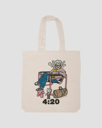 420 — CHICO CRUCIAL TOTE